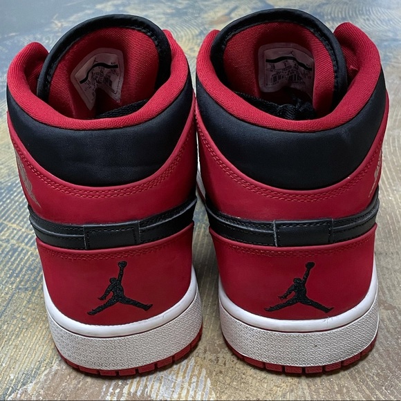 Nike Air Jordan 1 Mid SE BRED 554724-019 10 Red Black Bred - Picture 5 of 10